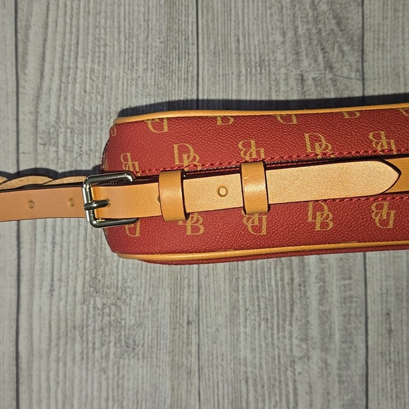 Dooney & Bourke Women's Loni Signature Logo Crossbody Bag Red/Tan NWOT - Picture 8 of 16